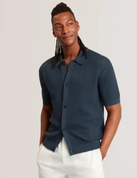 DOMATI Diamond Crochet Knit Short Sleeve Shirt