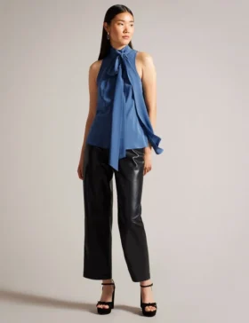 IMMIIE Pussybow Blouse