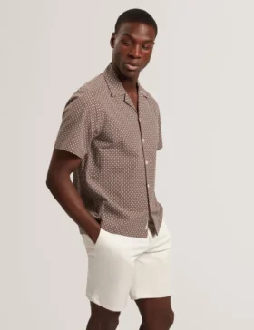 MERRIK Relaxed Geo Stitch Short Sleeve Shirt