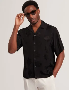 THOVAN Textured Floral Relaxed Short Sleeve Shirt